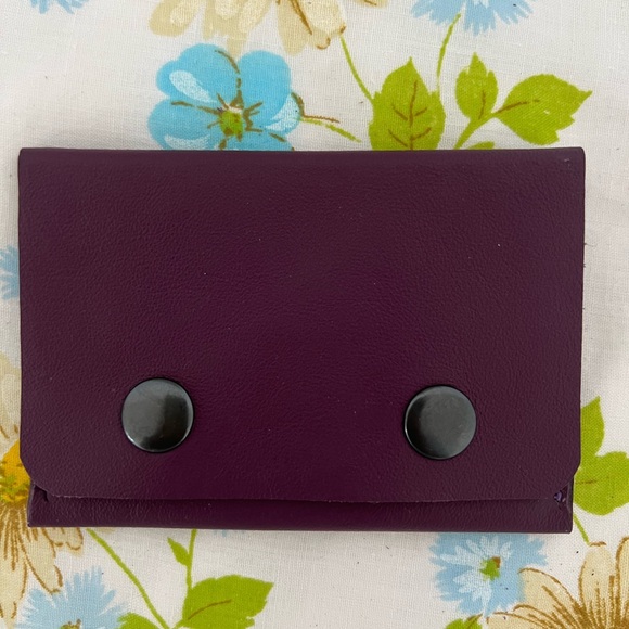 Handmade Genuine Leather Wallet - Picture 1 of 5